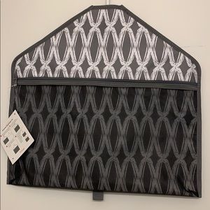 Thirty One Hang it up Pocket